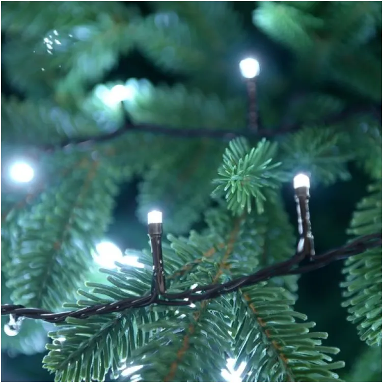 Novogodišnje LED lampice 12m hladno bele 240 sijalica za spoljnu i unutrašnju upotrebu